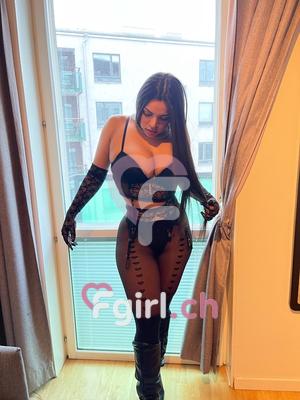 Luna - Escort in Zürich
