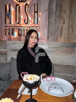 Luna - Escort à Lausanne
