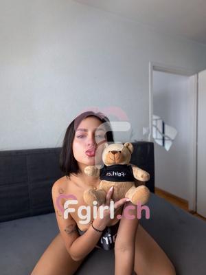 Luna - Escort in Lausanne