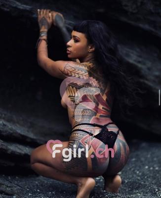 Luna - Escort en Genève
