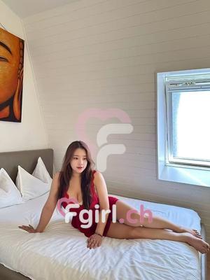 Luna - Escort in Lausanne
