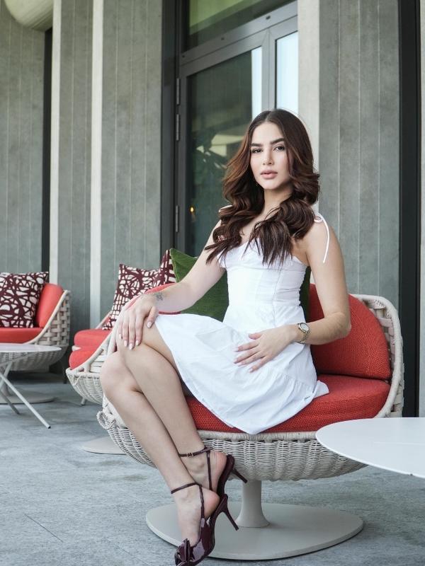 Luna - Escort à Lausanne
