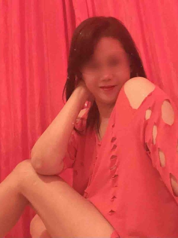 Luna Thai - Erotische Masseurin in Lausanne
