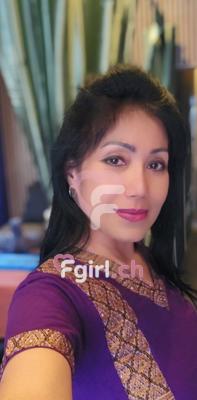 Lyn - Erotische Masseurin in Genf
