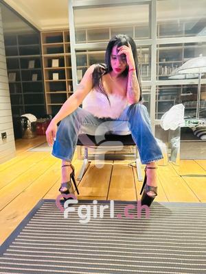 Maddy - Escort in Payerne
