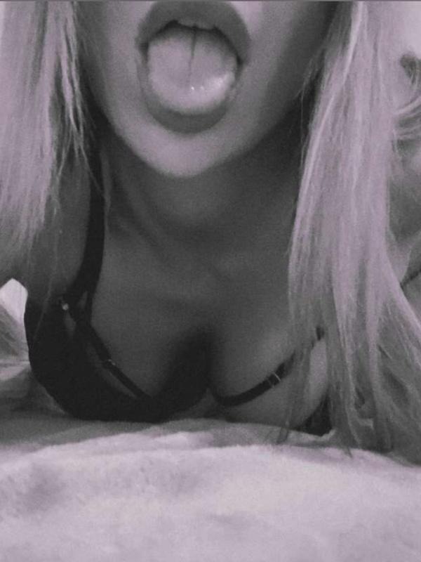 Maddy - Escort a Boncourt
