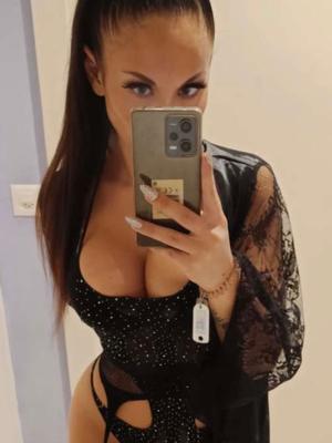 Maddy - Escort à Boncourt
