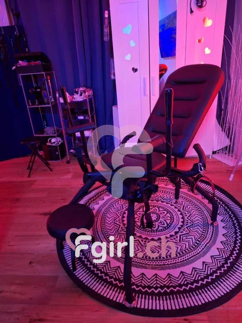 Maîtresse Anne – Aigle photo 3