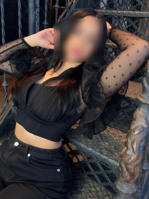 Maîtresse Anne - Dominatrice BDSM à Aigle
