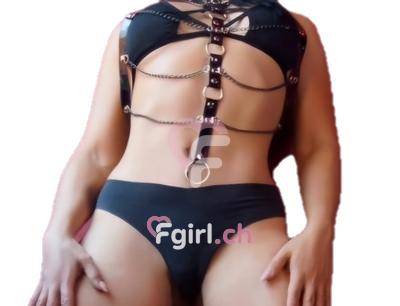 Maîtresse Aya - BDSM-Domina in Plainpalais
