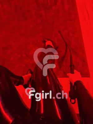 Maîtresse Dom Zabel - BDSM Dominatrix in Martigny
