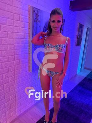 Manel - Escort à Neuchâtel
