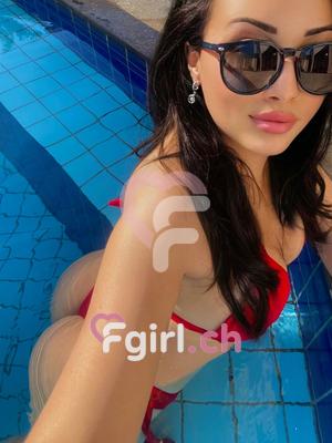 Mari - Erotische Masseurin in Vevey