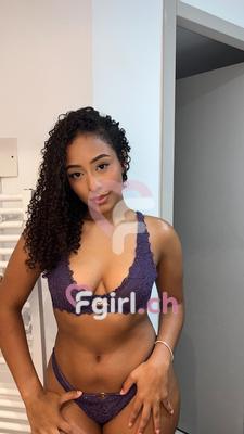 María - Escort in Geneva

