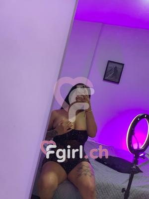 Mariana - Escort in Eaux-vives
