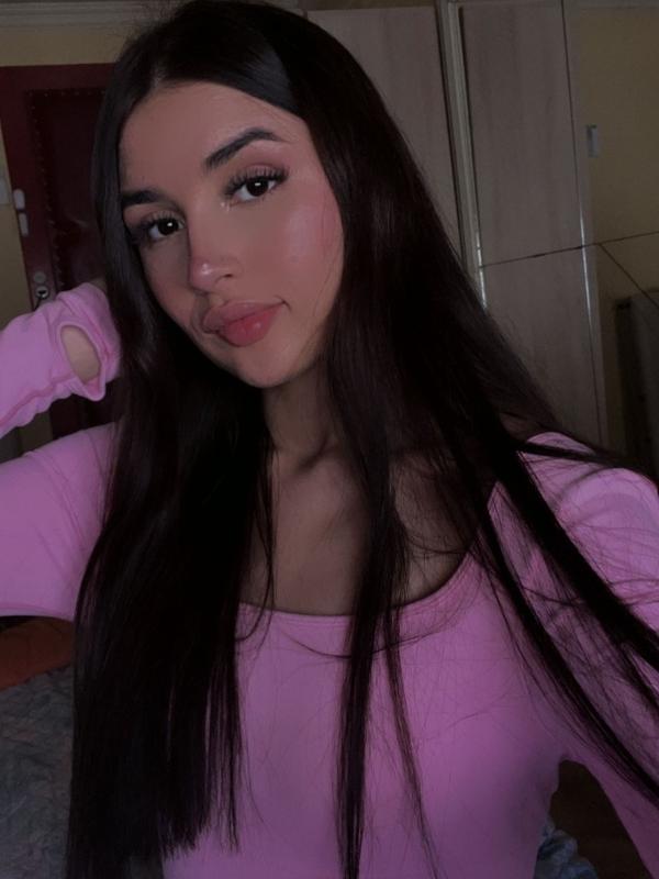 Mariana - Escort à Yverdon-les-Bains

