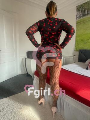 Marielle - Masseuse érotique à La Chaux-de-Fonds
