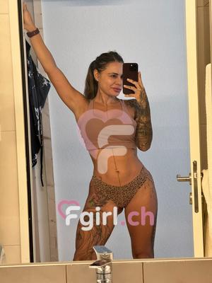 Marina - Masseuse érotique à Sion
