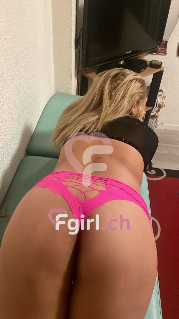 Mary – Lausanne photo 3