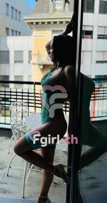 Mary - Massaggiatrice erotica a Lausanne
