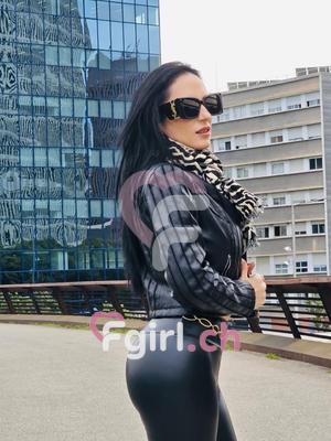 Mary - Massaggiatrice erotica a Lausanne
