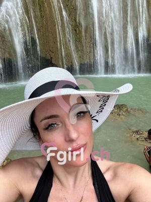 Mary - Erotische Masseurin in Lausanne