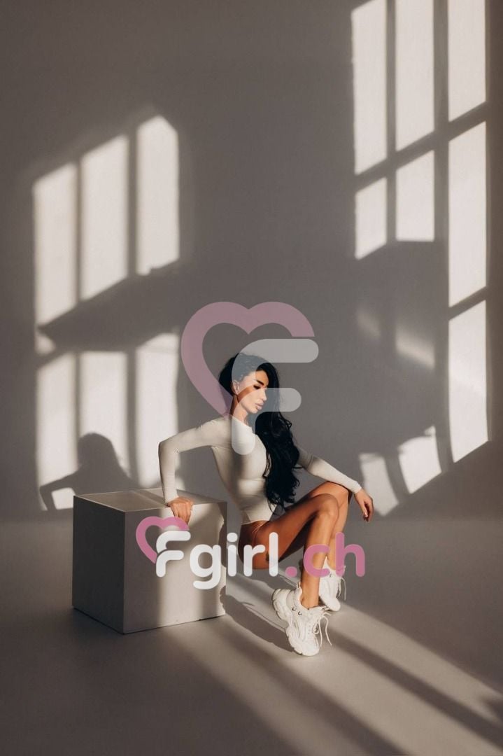 Mary – Geneva photo 2