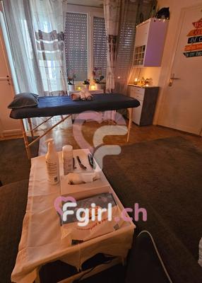 Lea Tantra - Escort à Champel
