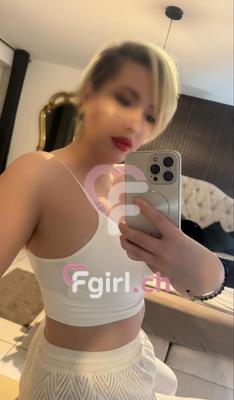Maya - Escort en Neuchâtel
