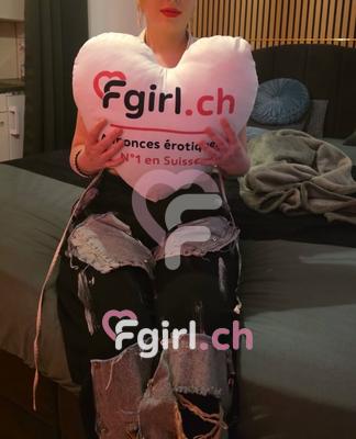 Maya - BDSM-Domina in Neuenburg