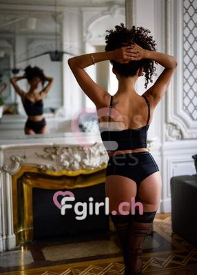 Maya - Masseuse érotique à Sion
