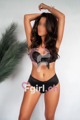 Maya - Erotic masseuse in Geneva
