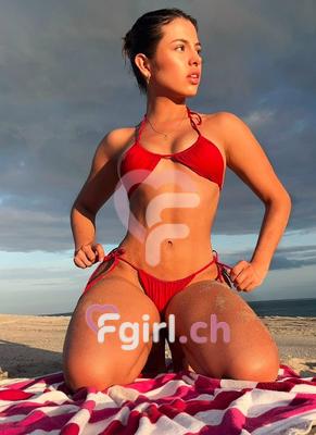 Megan - Escort à Morges
