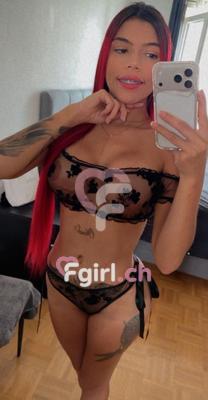 Megan - Escort à Crissier
