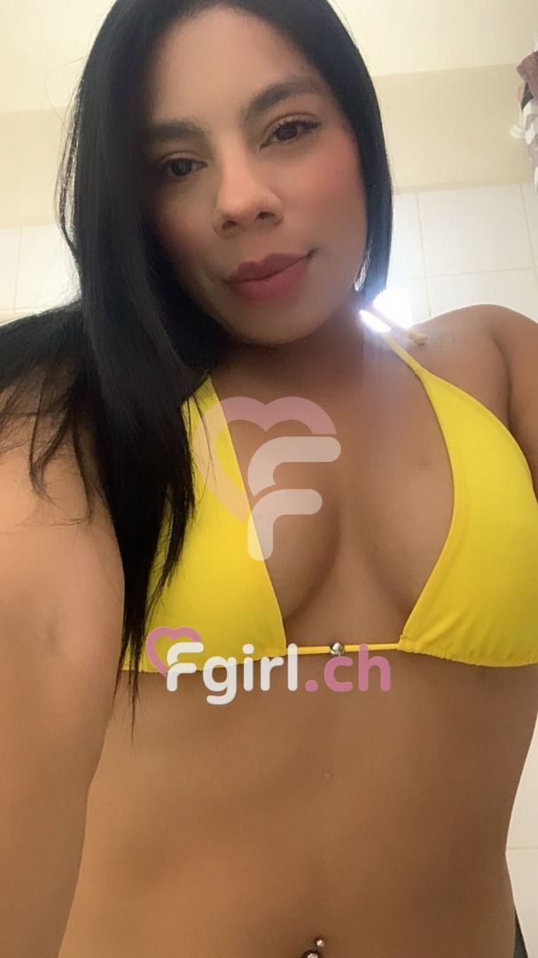 Megan – Geneva photo 5