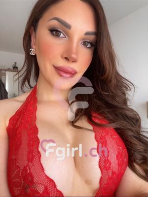 Megan - Escort à Genève