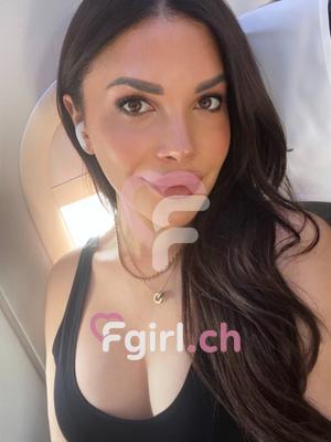 Megan - Escort à Genève