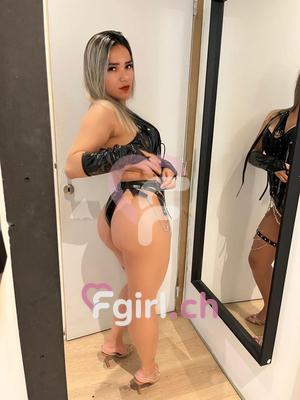 Mel - Escort in Fribourg
