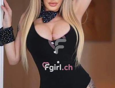 Melania - Escort in Nyon
