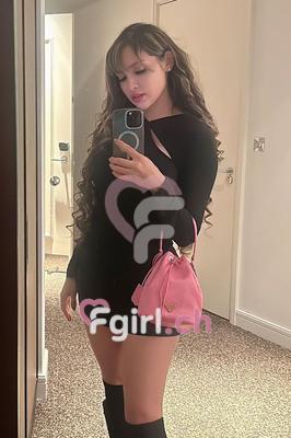 Melanie - Escort in Genf