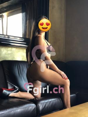 Melanie - Escort à Biel/Bienne
