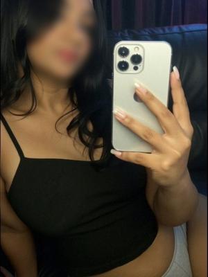 Melanie - Erotic masseuse in Lausanne
