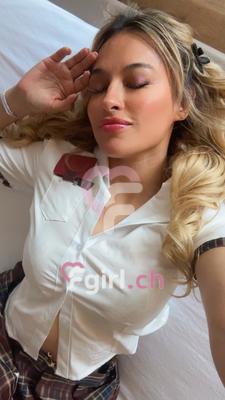 Melanie - Escort in Genf
