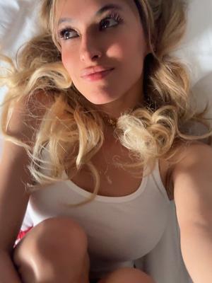Melanie - Escort in Genf

