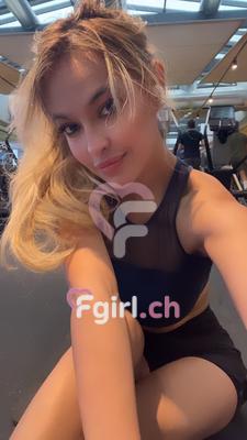 Melanie - Escort in Genf