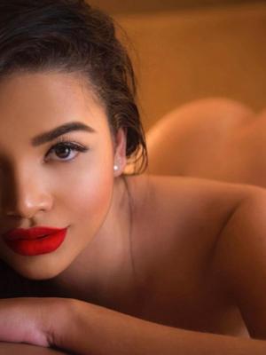 Melanie - Escort in Neuchâtel
