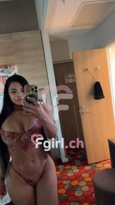 Melanie - Escort in Neuchâtel