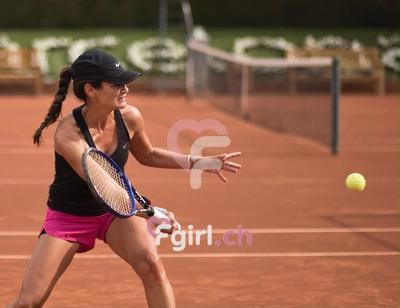 Melanie - Escort à Neuchâtel
