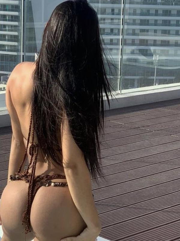 Melany - Escort à Villeneuve
