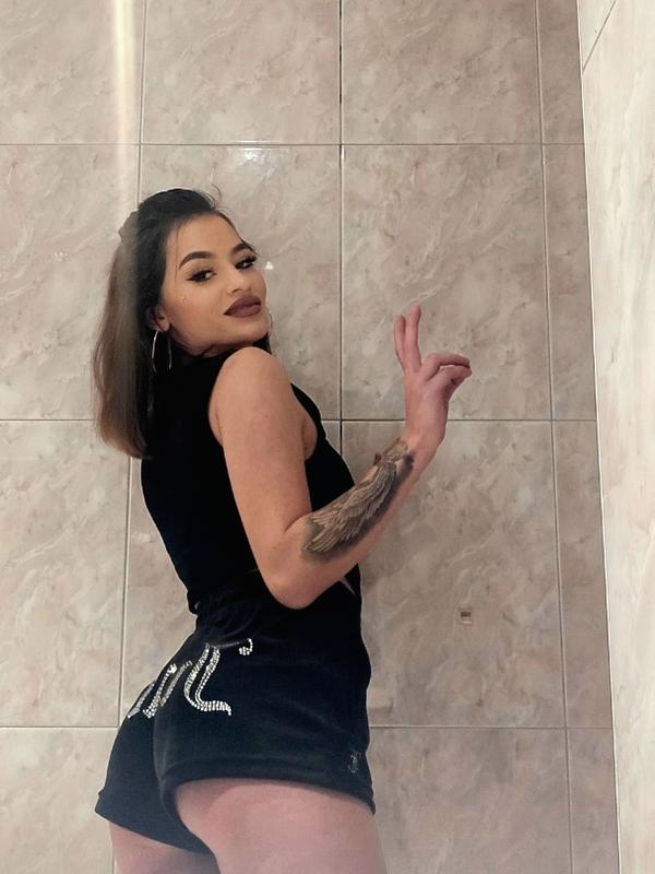 Melek - Escort in Yverdon-les-bains
